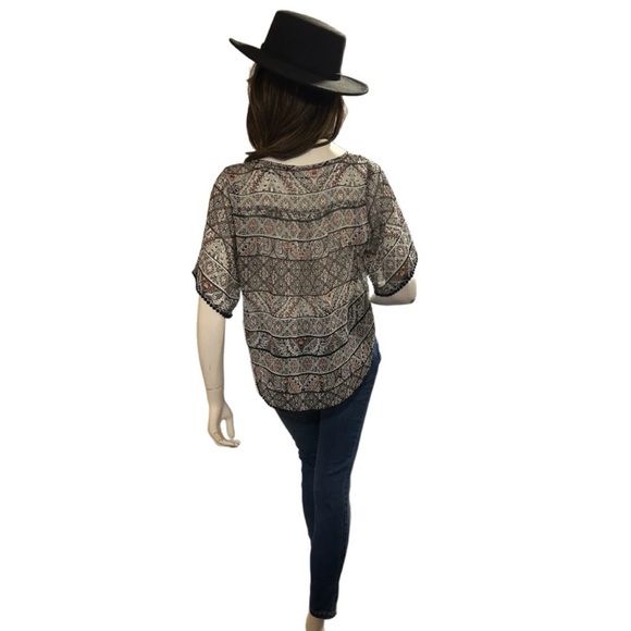 Mudd Women’s Boho Blouse - Picture 5 of 5